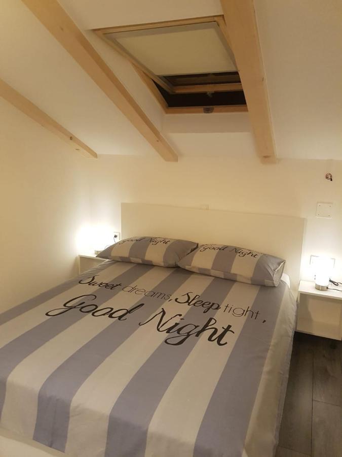 Apartments And Rooms Ivana Krk Town Bagian luar foto
