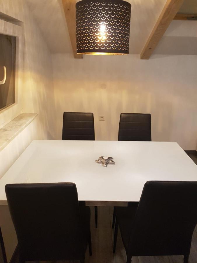 Apartments And Rooms Ivana Krk Town Bagian luar foto